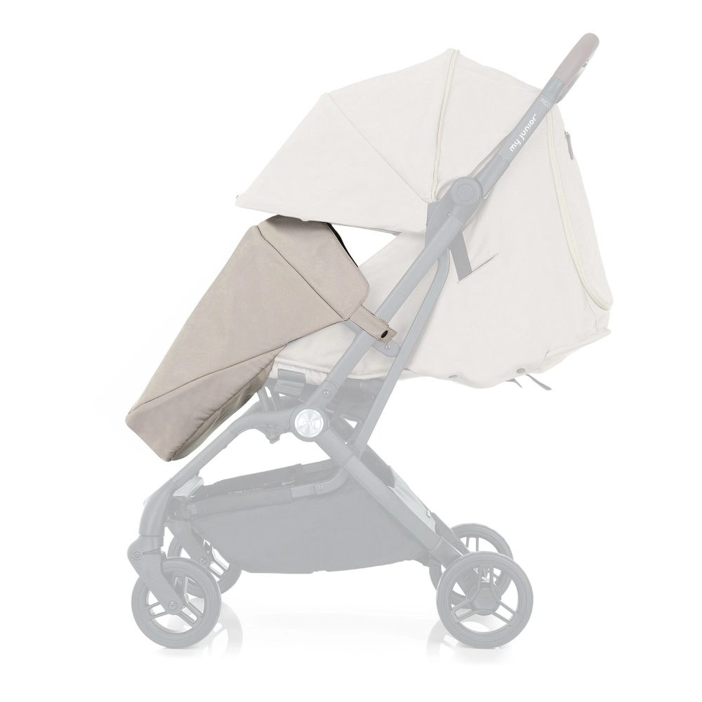 my junior PICO Fußsack Chai Latte – Schütze Dein Baby mit dem my junior PICO Fußsack Chai Latte. Wetterfest, warm & atmungsaktiv – perfekter Begleiter für Komfort und Geborgenheit in jeder Jahreszeit. my junior PICO Fußsack Chai Latte – Schütze Dein Baby mit dem my junior PICO Fußsack Chai Latte. Wetterfest, warm & atmungsaktiv – perfekter Begleiter für Komfort und Geborgenheit in jeder Jahreszeit.