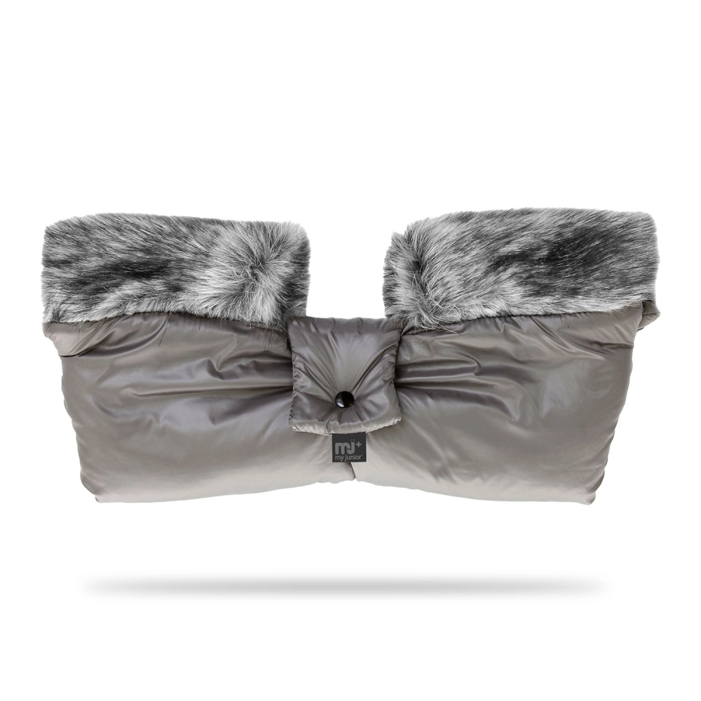 my junior Handmuff My Siberio Grau – Entdecke den My Junior Handwärmer Grau für Deinen Kombi-Kinderwagen – warme Hände, stilvolles Design & perfekte Ergänzung zum Fußsack im Winter. my junior Handmuff My Siberio Grau – Entdecke den My Junior Handwärmer Grau für Deinen Kombi-Kinderwagen – warme Hände, stilvolles Design & perfekte Ergänzung zum Fußsack im Winter.