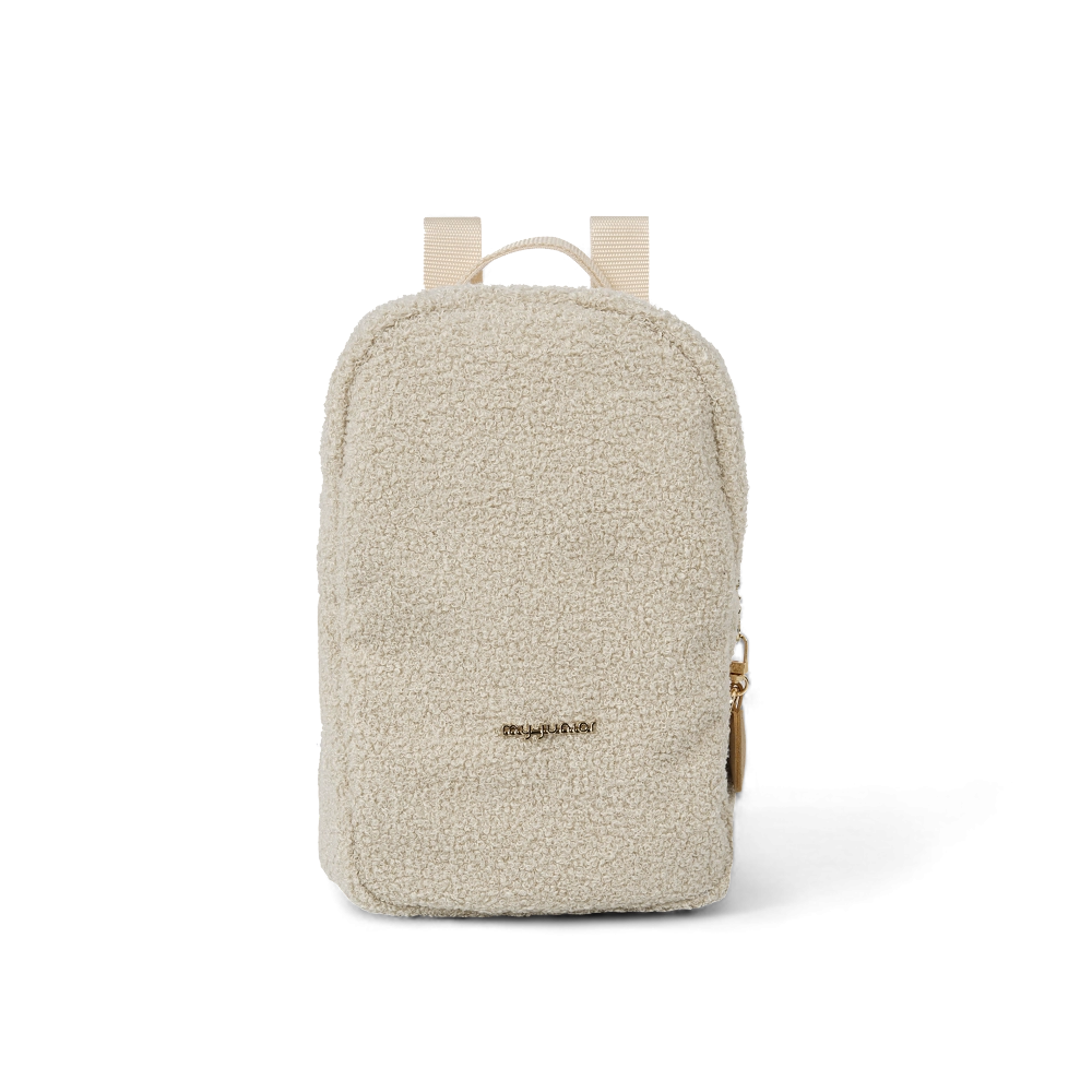 my junior Kinderrucksack x Sarah Engels – Entdecke den my junior Kinderrucksack x Sarah Engels in Teddyfell-Optik – weich, modern & praktisch. Mit Extrafach, verstellbaren Trägern und liebevollem Innenfutter mit Tiermotiven. my junior Kinderrucksack x Sarah Engels – Entdecke den my junior Kinderrucksack x Sarah Engels in Teddyfell-Optik – weich, modern & praktisch. Mit Extrafach, verstellbaren Trägern und liebevollem Innenfutter mit Tiermotiven.