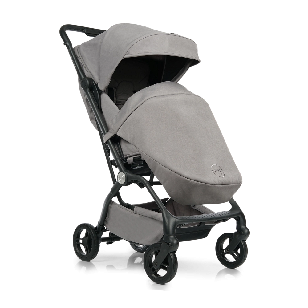 my junior PICO 2 Fußsack Limited Edition x Der kleine Prinz – Die PICO 2 Fußabdeckung schützt Dein Baby im Buggy vor Wind und Kälte, ist wasserabweisend, atmungsaktiv und schenkt Geborgenheit. my junior PICO 2 Fußsack Limited Edition x Der kleine Prinz – Die PICO 2 Fußabdeckung schützt Dein Baby im Buggy vor Wind und Kälte, ist wasserabweisend, atmungsaktiv und schenkt Geborgenheit.