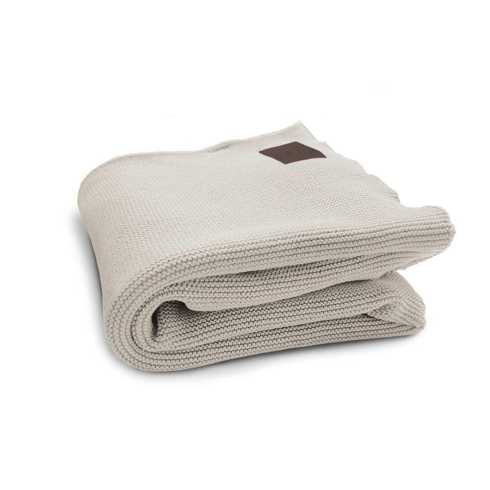 my junior Kuscheldecke My Cosy White Stone – Entdecke die Kuscheldecke My Cosy für alle My Junior Kinderwagen: 100 % KBA-Bio-Baumwolle, kuscheliger Schutz und höchster Komfort für Dein Baby ab Geburt bis 1 Jahr. my junior Kuscheldecke My Cosy White Stone – Entdecke die Kuscheldecke My Cosy für alle My Junior Kinderwagen: 100 % KBA-Bio-Baumwolle, kuscheliger Schutz und höchster Komfort für Dein Baby ab Geburt bis 1 Jahr.