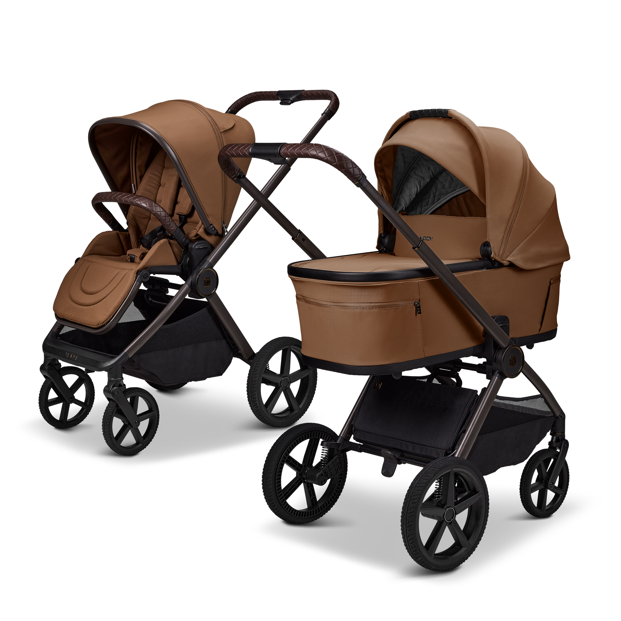 Moon GIO Fold Kombikinderwagen Cognac – Der GIO FOLD 2-in-1 Kombi-Kinderwagen Cognac lässt sich inkl. Babywanne zusammenfalten. Premium Design, Träumeland Matratze & maximaler Komfort. Moon GIO Fold Kombikinderwagen Cognac – Der GIO FOLD 2-in-1 Kombi-Kinderwagen Cognac lässt sich inkl. Babywanne zusammenfalten. Premium Design, Träumeland Matratze & maximaler Komfort.