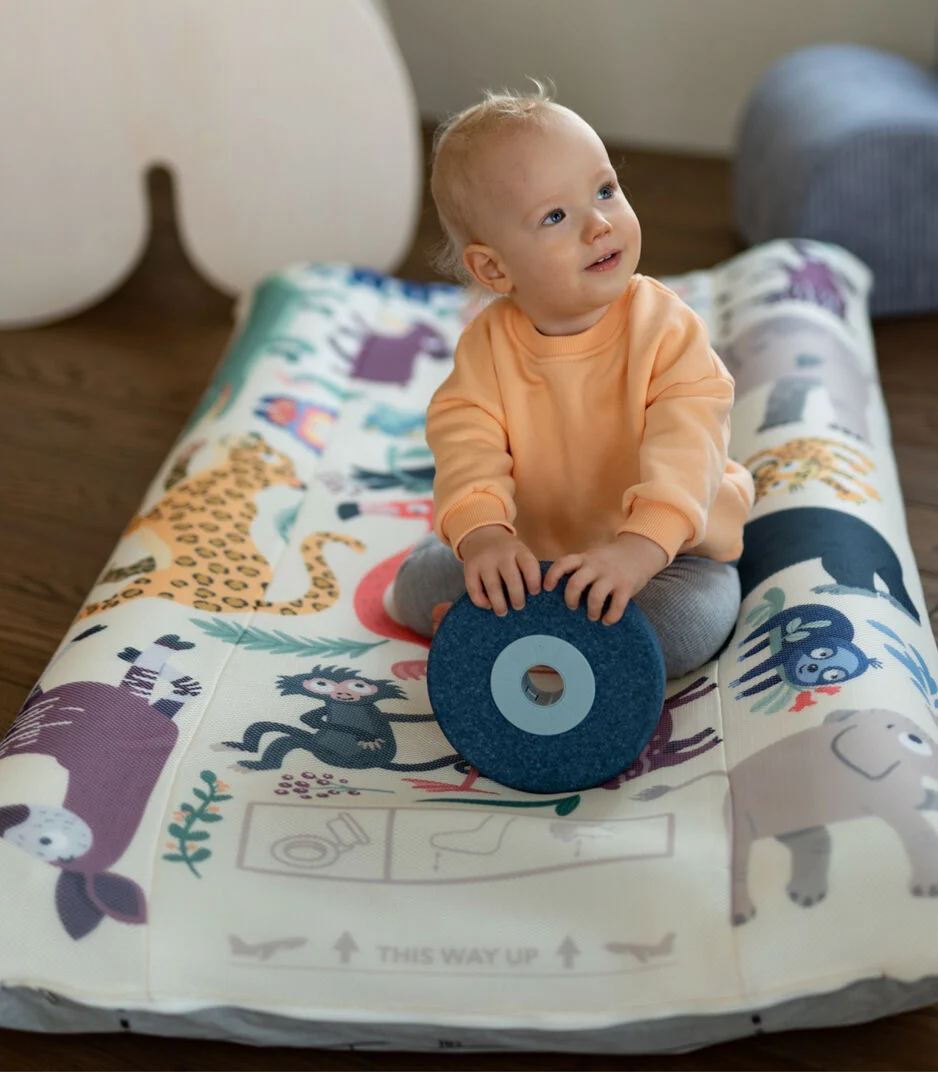 Stokke Jetkids by Stokke Cloud Sleeper Animal Family