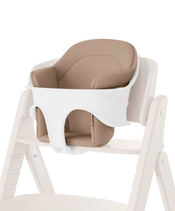 Cybex Click & Fold Komforteinlage Almond Beige – Mehr Komfort für Ihr Kind: Die Cybex Click & Fold Komforteinlage Almond Beige bietet weiche Polster für Hochstuhl & Baby Set. Abnehmbar & pflegeleicht. Cybex Click & Fold Komforteinlage Almond Beige – Mehr Komfort für Ihr Kind: Die Cybex Click & Fold Komforteinlage Almond Beige bietet weiche Polster für Hochstuhl & Baby Set. Abnehmbar & pflegeleicht.