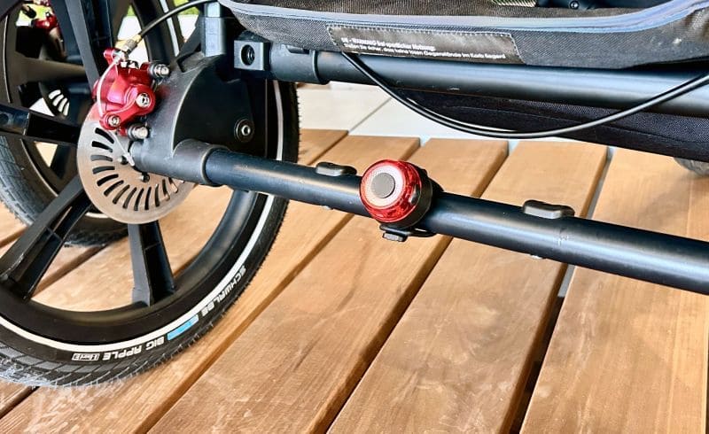TFK Sicherheits-LED-Licht mit Bremslicht 