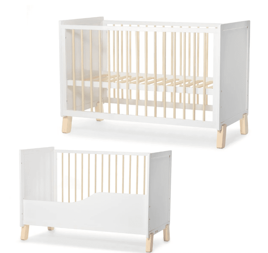 Kinderkraft Holzkinderbett NICO – Mitwachsendes Babybett NICO von Kinderkraft. Höhenverstellbar, umbaubar zur Kinderliege, aus Kiefernholz, geprüft & stilvoll im skandinavischen Design. Kinderkraft Holzkinderbett NICO – Mitwachsendes Babybett NICO von Kinderkraft. Höhenverstellbar, umbaubar zur Kinderliege, aus Kiefernholz, geprüft & stilvoll im skandinavischen Design.