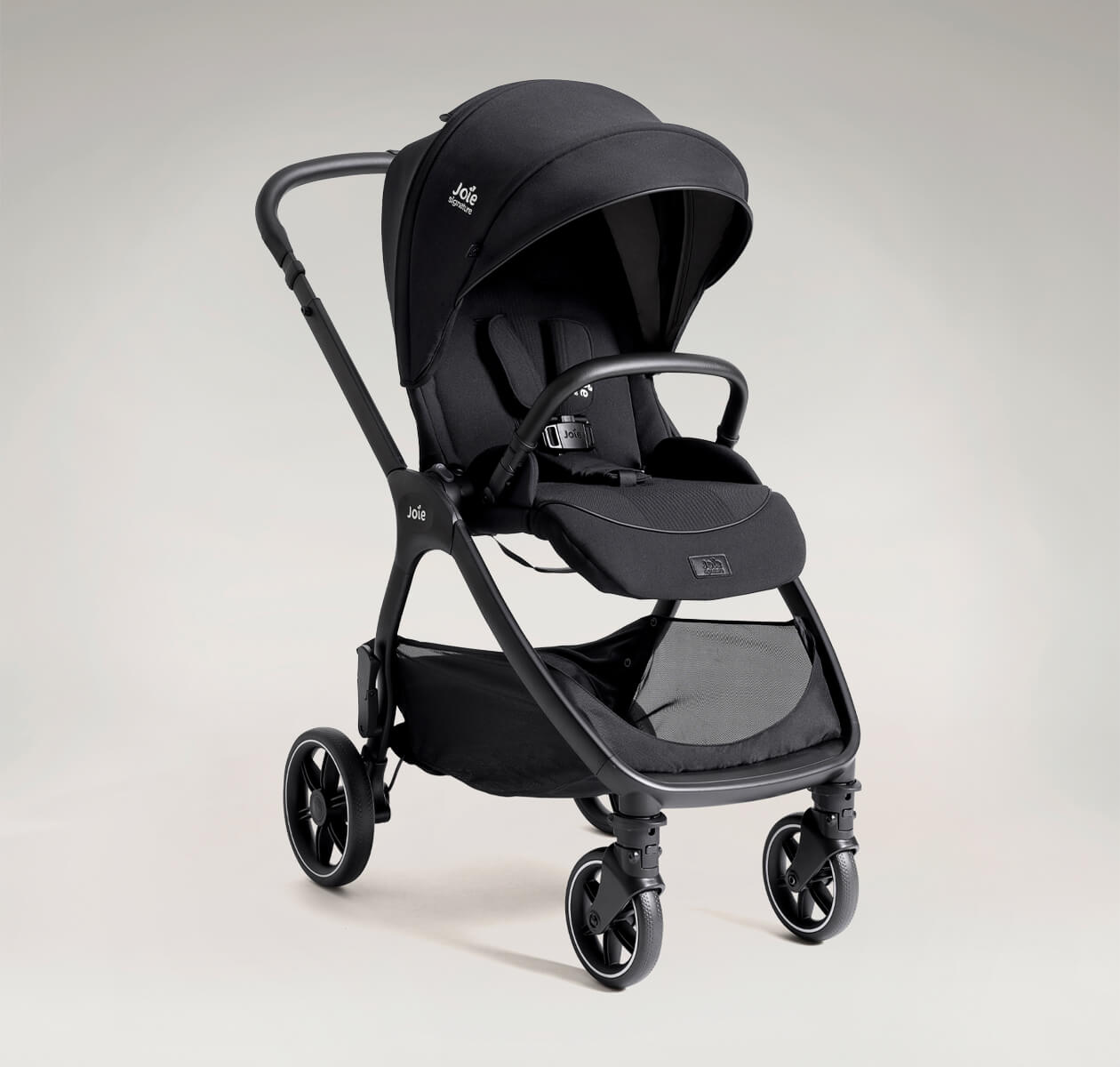 Joie Signature Valora Eclipse – Der Joie Signature valora ist der schlanke City-Kinderwagen für Deinen urbanen Alltag. Leicht, wendig, von Geburt an nutzbar & stilvoll designt. Joie Signature Valora Eclipse – Der Joie Signature valora ist der schlanke City-Kinderwagen für Deinen urbanen Alltag. Leicht, wendig, von Geburt an nutzbar & stilvoll designt.