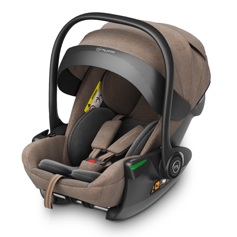 my junior AURA ergo i-Size Babyschale Hazel – Die my junior AURA ergo i-Size Babyschale Hazel bietet 170° Liegeposition, Memory-Schaum & i-Size Sicherheit. Atmungsaktiv, flexibel & kompatibel mit allen my junior Kinderwagen. my junior AURA ergo i-Size Babyschale Hazel – Die my junior AURA ergo i-Size Babyschale Hazel bietet 170° Liegeposition, Memory-Schaum & i-Size Sicherheit. Atmungsaktiv, flexibel & kompatibel mit allen my junior Kinderwagen.