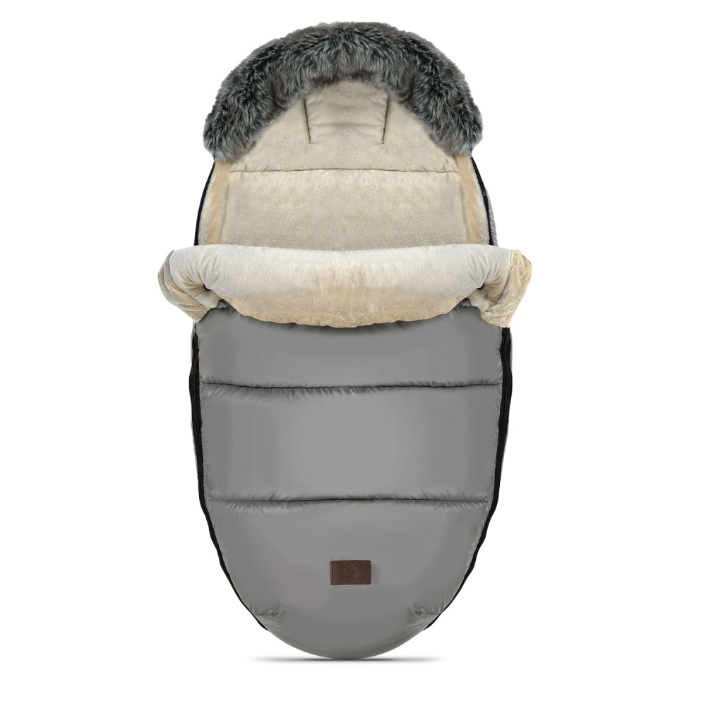 my junior Lunar Fußsack Misty Grey – Der My Junior Lunar Fußsack Misty Grey schützt Dein Kind kuschelig und sicher. Ganzjahres-Fußsack, kompatibel mit allen My Junior Kinderwagen & Sportsitzen. my junior Lunar Fußsack Misty Grey – Der My Junior Lunar Fußsack Misty Grey schützt Dein Kind kuschelig und sicher. Ganzjahres-Fußsack, kompatibel mit allen My Junior Kinderwagen & Sportsitzen.