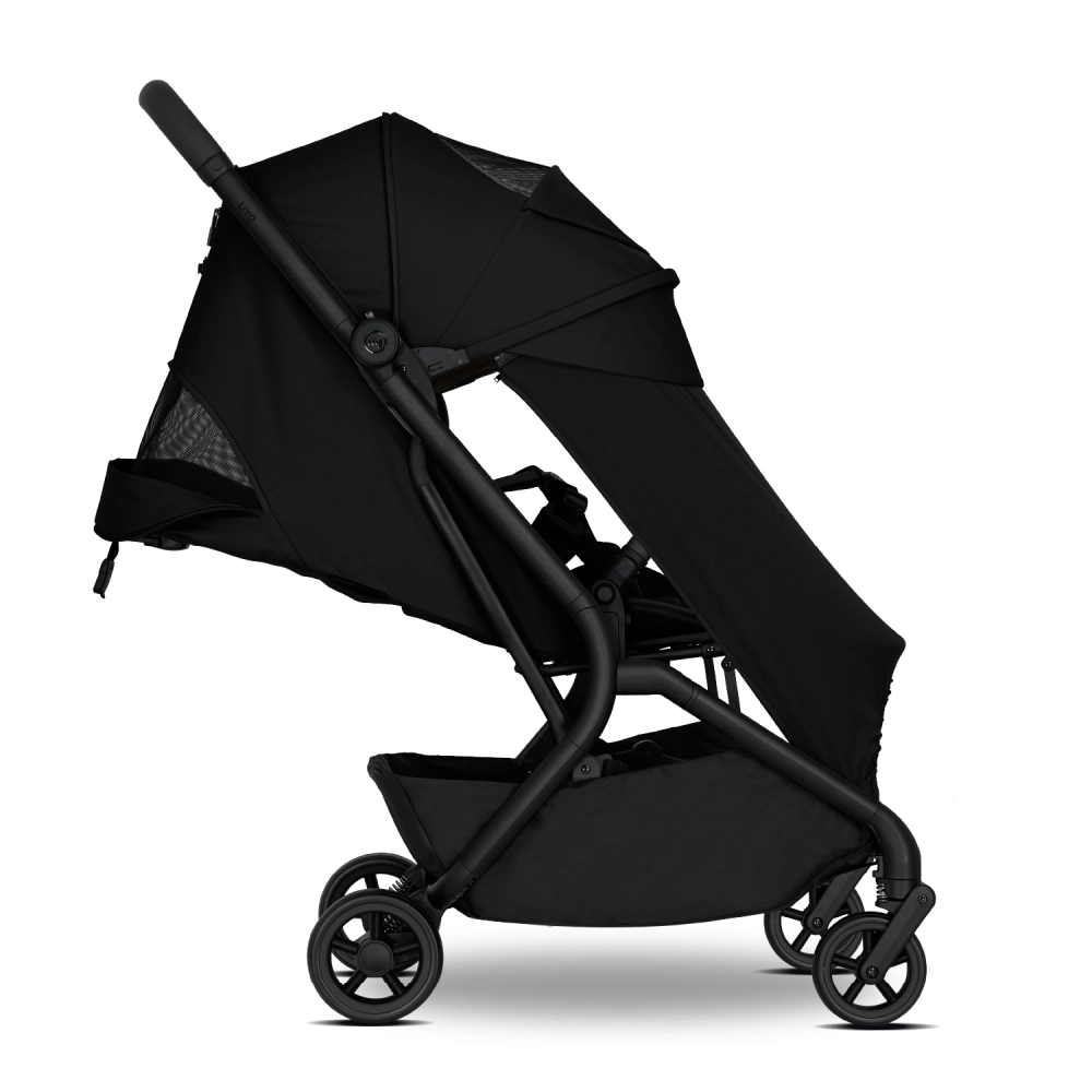 my junior LIYO Reisebuggy Pure Black