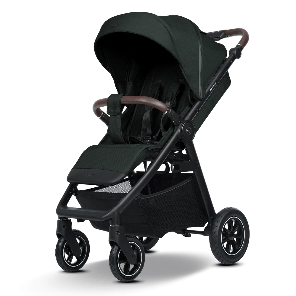 my junior PLIA 2 Air Pine Forest – my junior PLIA 2 Air Buggy Pine Forest mit Luftreifen: ergonomisch, wendig, sicher & stylish. UV-Schutz, Federung und viel Stauraum für den Familienalltag. my junior PLIA 2 Air Pine Forest – my junior PLIA 2 Air Buggy Pine Forest mit Luftreifen: ergonomisch, wendig, sicher & stylish. UV-Schutz, Federung und viel Stauraum für den Familienalltag.