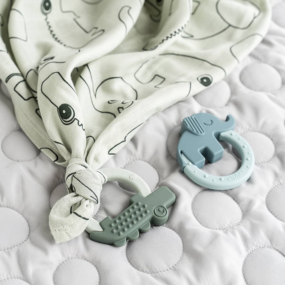 Done by Deer Beißring Green/Blue Done by Deer Beißring Green/Blue