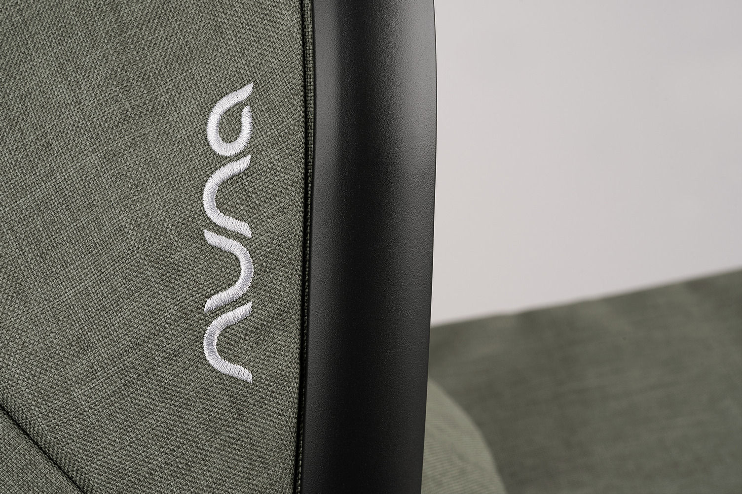 Nuna DEMI next Babywanne Pine Nuna DEMI next Babywanne Pine