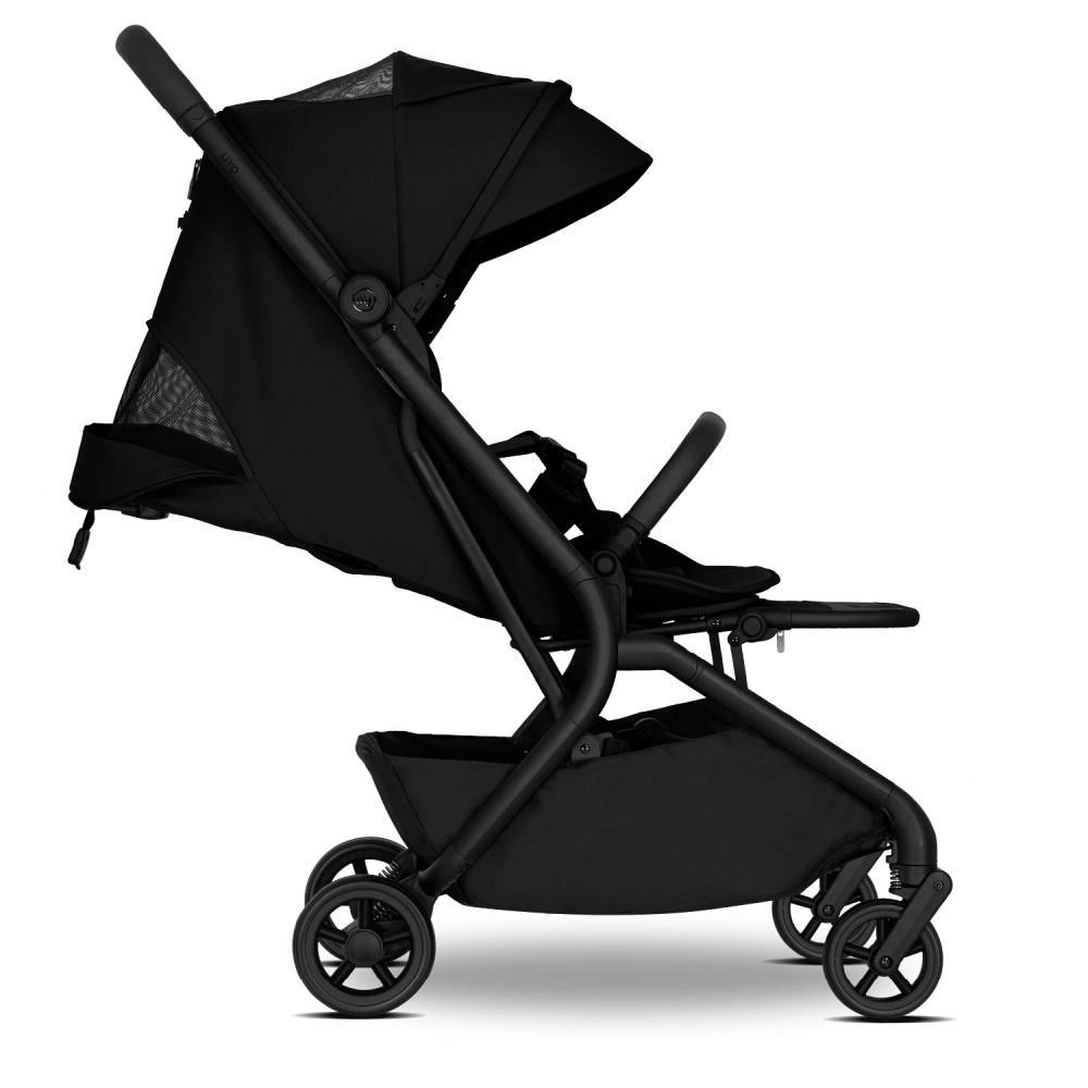 my junior LIYO Reisebuggy Pure Black