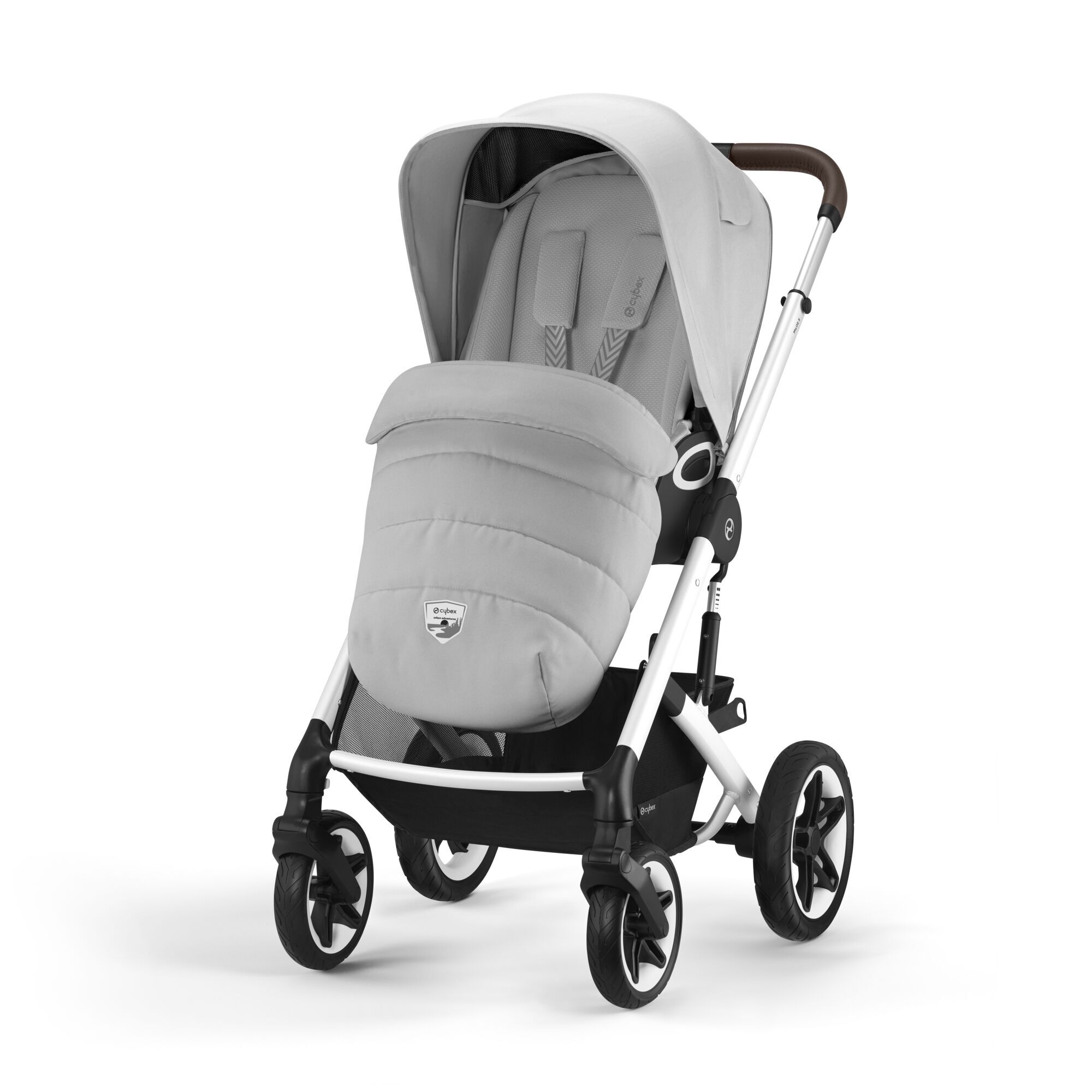 CYBEX Talos S Silver/ Lava Grey - Sportwagen CYBEX Talos S Silver/ Lava Grey - Sportwagen